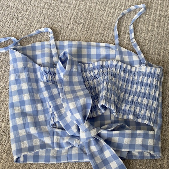 Gingham Crop Tol - Picture 2 of 2